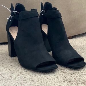 Black cut out heels booties